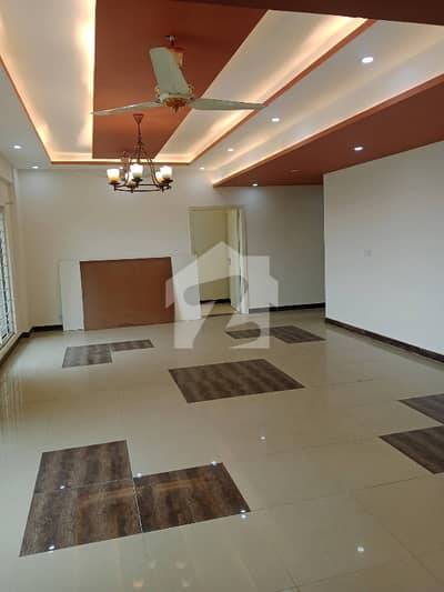 12 Marla 4 Bedrooms Apartment Sector B Askari 11 Lahore For Sale