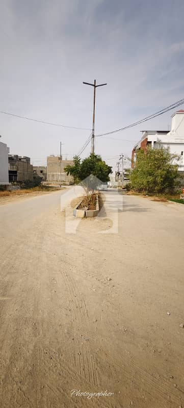 فلکناز ڈریمز ملیر,کراچی میں 6 مرلہ رہائشی پلاٹ 48.0 لاکھ میں برائے فروخت۔