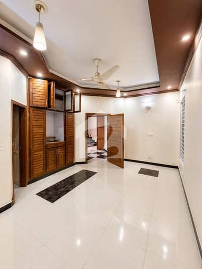 5 Marla House (Ground + Basement) 4 Beds Separate Lawn Ideal Family Living