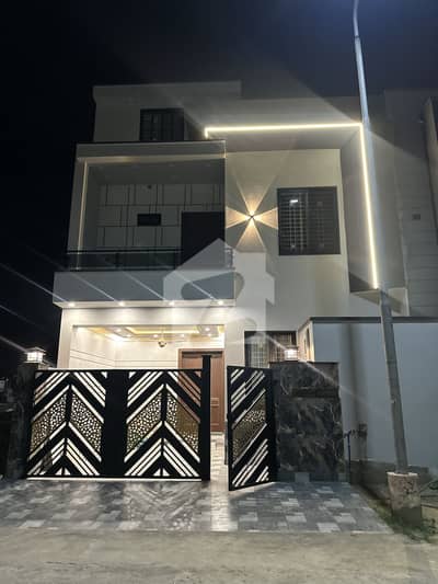 Dc Colony 5 Marla House For Sale