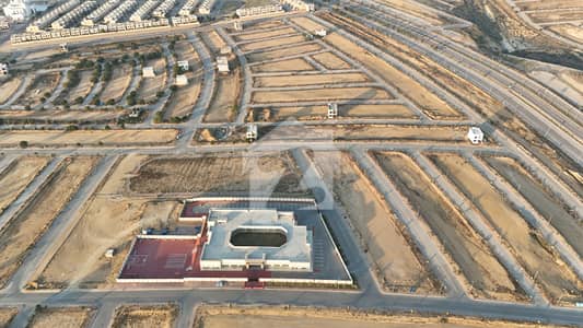 125sq yd plots FOR SALE in Precinct 31 near Villas. All amenities nearby including MOSQUE, General Store & Parks. 15min Drive from Main Gate of Bahria Town Karachi. Developed and Ready to Construct PLOTS at INVESTOR RATES.
