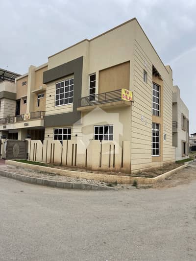 7 Marla Boulevard Corner Brand New Designer House Is Up For Sale Reasonable Price
