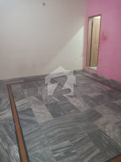 پی آئی اے کالونی راولپنڈی میں 5 کمروں کا 5 مرلہ مکان 1.75 کروڑ میں برائے فروخت۔