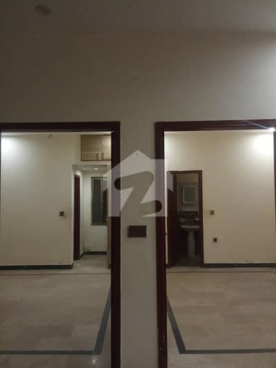 10 Marla Uper Portion Available For Rent In Khayaban-E-Amin