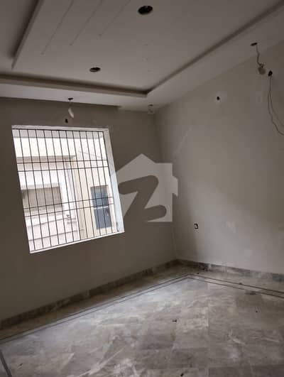 5 ROOMS 3 WASHROOM IN JOHAR FOR SILENT COMMERCIAL BEHIND UNIVERSITY ROA