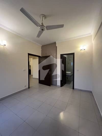 2 Bed Bahia Appt Park Facing Ground Floor Premium Location Near To Masjid Mart And Shopping Gallery Flat For Sale 2 Bed Bahia Appt Park Facing Ground Floor Premium Location Near To Masjid Mart And Shopping Gallery Flat For Sale