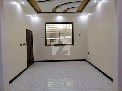 Prime Location House Of 120 Square Yards Available In Saadi Town