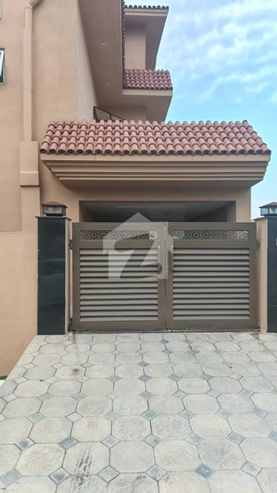 1 Kanal Upper Portion (Corner) Available for Rent in Dha-5, Islamabad