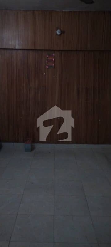 Prominently-Located 750 Square Feet Flat Available In Gulistan-E-Jauhar - Block 18 Prominently-Located 750 Square Feet Flat Available In Gulistan-E-Jauhar - Block 18