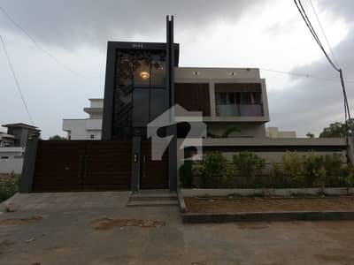 LUXURIOUS HOUSE FOR SALE