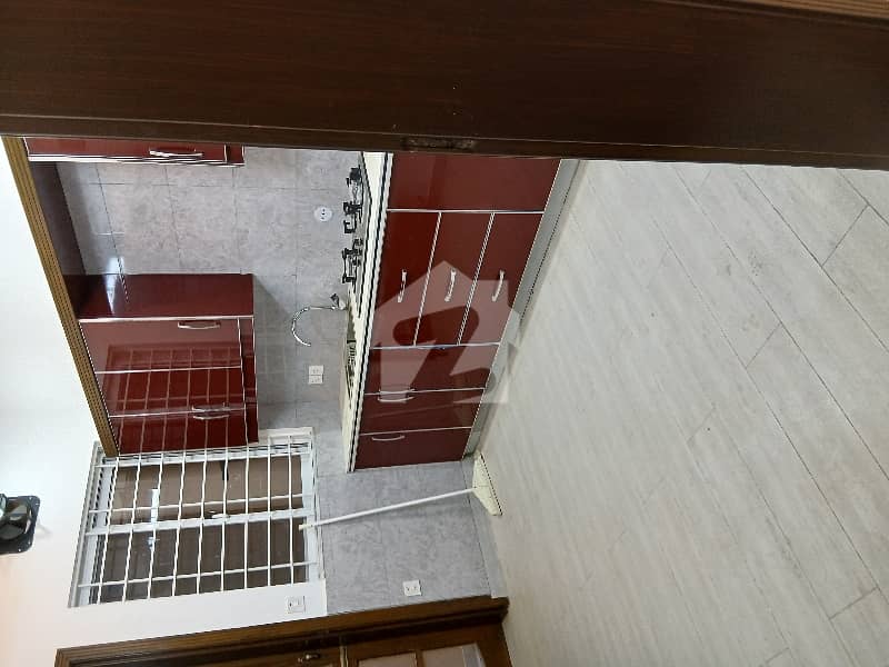 5 Merla Beautiful House Is Up For Sale 5 Merla Beautiful House Is Up For Sale