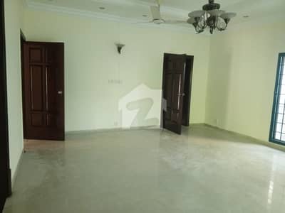 Exclusive Property For Rent With Extra Land