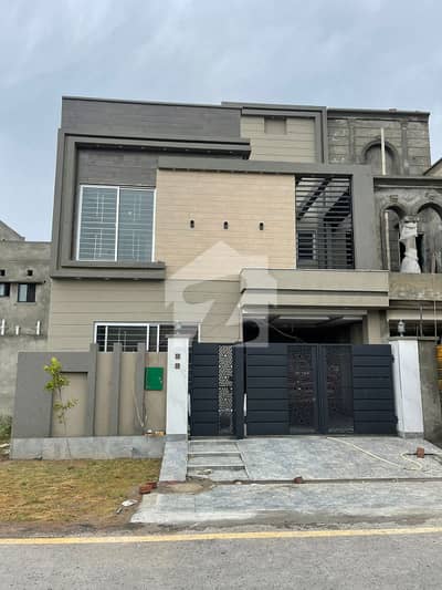 5 Marla Facing Park House for Sale Bahira Nasheman, Lahore 5 Marla Facing Park House for Sale Bahira Nasheman, Lahore