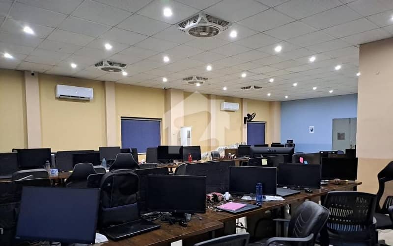 Reasonably-Priced 600 Square Feet Office In Gulberg Reasonably-Priced 600 Square Feet Office In Gulberg
