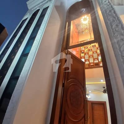 سٹی ہاؤسنگ سوسائٹی گوجرانوالہ میں 4 کمروں کا 5 مرلہ مکان 2.5 کروڑ میں برائے فروخت۔