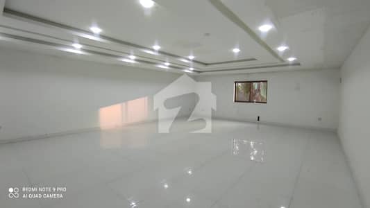 15000 Sq Ft Commercial Halls / Floors For Office Multi-National Banks Etc
