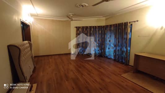 IDEAL HOUSE FOR RESIDENCE OR SALIENT OFFICE