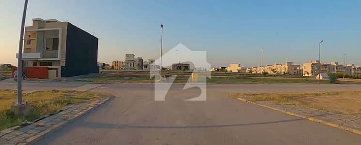 10 Marla Plot For Sale Solid Land Cutting Area