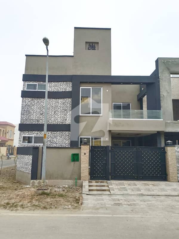 6 Marla Corner House For Sale Bahria Nasheman, Lahore 6 Marla Corner House For Sale Bahria Nasheman, Lahore