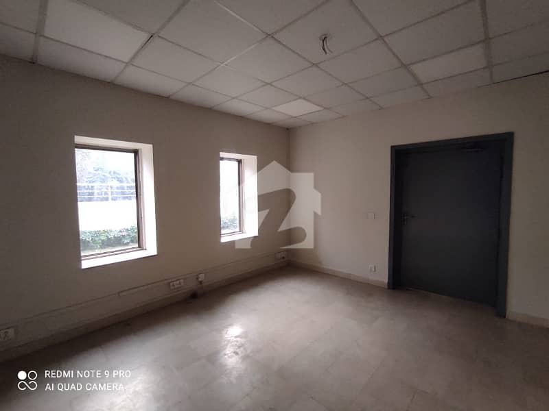 Spacious House Available For Sale In Gulberg. Spacious House Available For Sale In Gulberg.