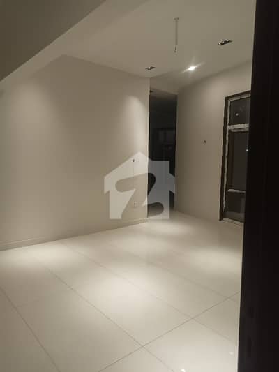 BRAND NEW BANGLOW AVAILABLE FOR SALE 10 BED D/D LOUNGE 2 KITCHEN BIG GARDEN 10 CAR PARKING SWIMMING POOL
