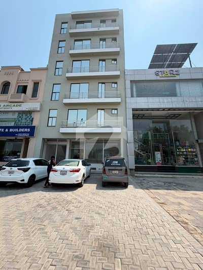 بحریہ آرچرڈ فیز 1 بحریہ آرچرڈ,لاہور میں 4 مرلہ Studio عمارت 7.5 کروڑ میں برائے فروخت۔