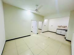 2 BED FLAT FOR SALE ZAM ZAM HEIGHTS F-17 ISLAMABAD ALL FACILITY AVAILABLE CDA APPROVED SECTOR