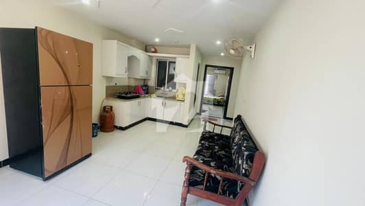 Flat Spread Over 937 Square Feet In Bahria Business District Available