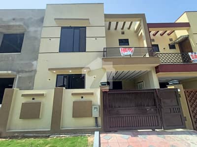 بحریہ ٹاؤن فیز 8 ۔ بلاک ایم بحریہ ٹاؤن فیز 8,بحریہ ٹاؤن راولپنڈی,راولپنڈی میں 3 کمروں کا 5 مرلہ مکان 2.3 کروڑ میں برائے فروخت۔ بحریہ ٹاؤن فیز 8 ۔ بلاک ایم بحریہ ٹاؤن فیز 8,بحریہ ٹاؤن راولپنڈی,راولپنڈی میں 3 کمروں کا 5 مرلہ مکان 2.3 کروڑ میں برائے فروخت۔