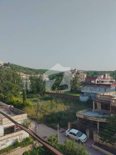 10 Marla Double Storey House 8 Bedrooms. 10 Marla Double Storey House 8 Bedrooms.