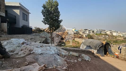 بنی گالہ اسلام آباد میں 6 مرلہ رہائشی پلاٹ 88.0 لاکھ میں برائے فروخت۔