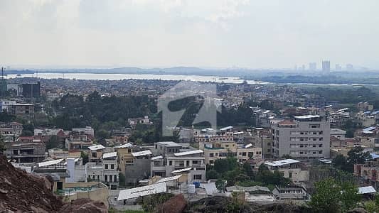 بنی گالہ اسلام آباد میں 3 کنال رہائشی پلاٹ 12.0 کروڑ میں برائے فروخت۔