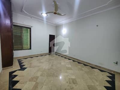 10 Marla House For Rent