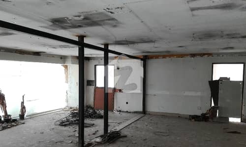 وحدت روڈ لاہور میں 1 کنال Studio گودام 20.0 کروڑ میں برائے فروخت۔