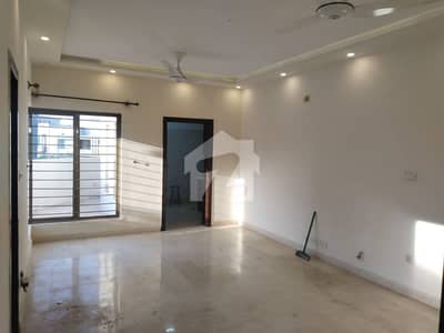 10 Marla House For Rent 10 Marla House For Rent