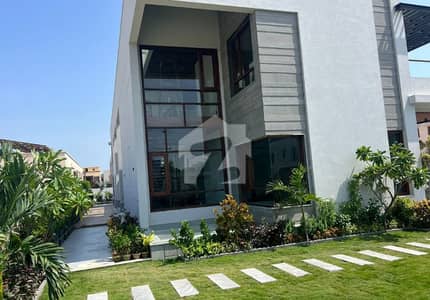 ڈی ایچ اے فیز 8 ڈی ایچ اے ڈیفینس,کراچی میں 6 کمروں کا 2 کنال مکان 46.0 کروڑ میں برائے فروخت۔