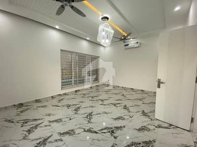 1 Kanal New House Available For Rent