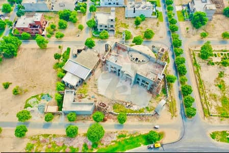 Corner 3 Kanal Gray House For Sale Wapda City