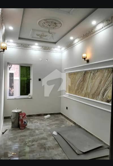 سپر ٹاون لاہور میں 3 کمروں کا 5 مرلہ مکان 3.2 کروڑ میں برائے فروخت۔