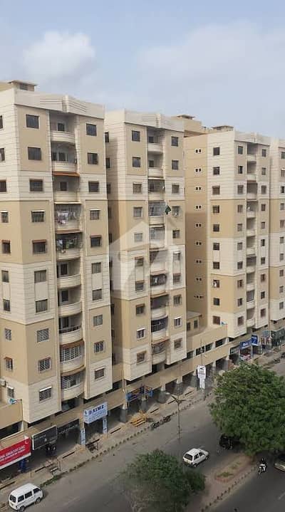 فیڈرل بی ایریا ۔ بلاک 9 فیڈرل بی ایریا,کراچی میں 4 کمروں کا 10 مرلہ فلیٹ 3.0 کروڑ میں برائے فروخت۔