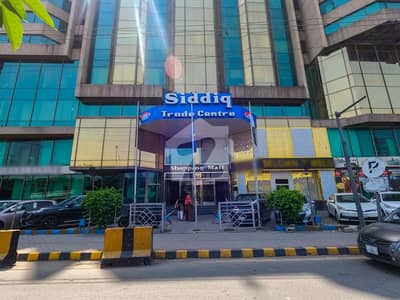 Office Of 1100 Square Feet In Siddique Trade Center For Rent