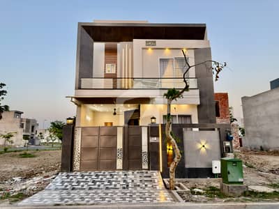 5 Marla Ultra Modern Designer House For Sale 5 Marla Ultra Modern Designer House For Sale