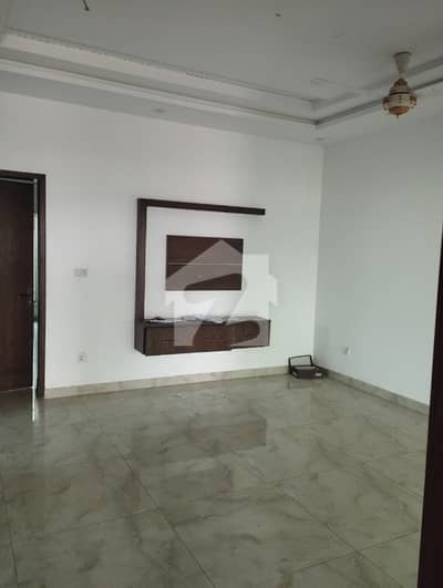 Very Beautiful House And Good Location