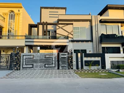 Brand New 10 Marla Designer House | Luxury Living | Citi Housing Gujranwala