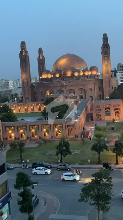 گالف ویو ریزیڈنسیا - فیز 1 گالف ویو ریذڈینشیاء,بحریہ ٹاؤن,لاہور میں 1 کنال رہائشی پلاٹ 2.85 کروڑ میں برائے فروخت۔