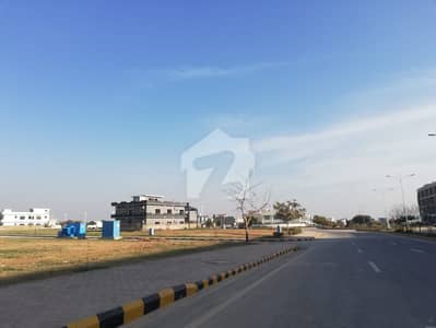 7 Marla Residential Plot In Stunning Gulberg Residencia - Block F Is Available For Sale