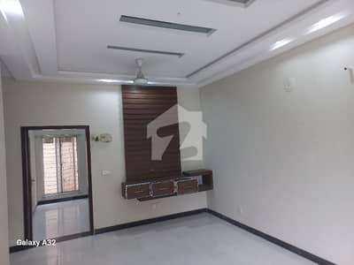 5 MARLA EXCELLENT GOOD NEW CONDITION FULL HOUSE FOR RENT IN GARDENIA BLOCK BAHRIA TOWN LAHORE