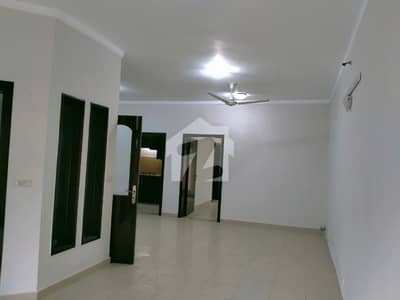 8 MARLA EXCELLENT NEW GOOD CONDITION IDEAL EXCELLENT LOCATION FULL HOUSE FOR RENT IN SAFARI VILLAS BAHRIA TOWN LAHORE 8 MARLA EXCELLENT NEW GOOD CONDITION IDEAL EXCELLENT LOCATION FULL HOUSE FOR RENT IN SAFARI VILLAS BAHRIA TOWN LAHORE