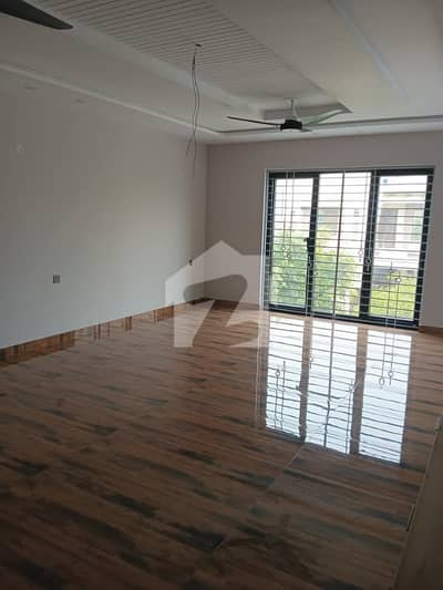 10 MARLA BRAND NEW EXCELLENT GOOD LUXURY CONDITION UPPER PORTION HOUSE FOR RENT IN RAFI BLOCK BAHRIA TOWN LAHORE 10 MARLA BRAND NEW EXCELLENT GOOD LUXURY CONDITION UPPER PORTION HOUSE FOR RENT IN RAFI BLOCK BAHRIA TOWN LAHORE