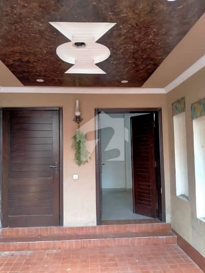 5 MARLA EXCELLENT GOOD NEW IDEAL CONDITION FULL HOUSE FOR RENT IN CC BLOCK BAHRIA TOWN LAHORE